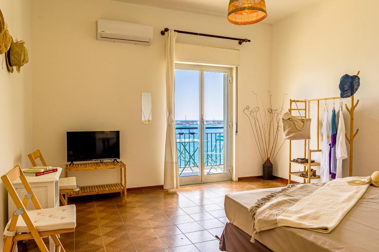 Mari Sea Home Giardini Naxos Exterior foto